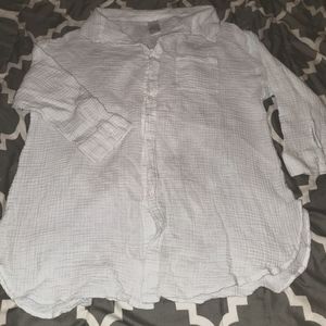 Large Kona Sol White (Sheer) button down shirt.